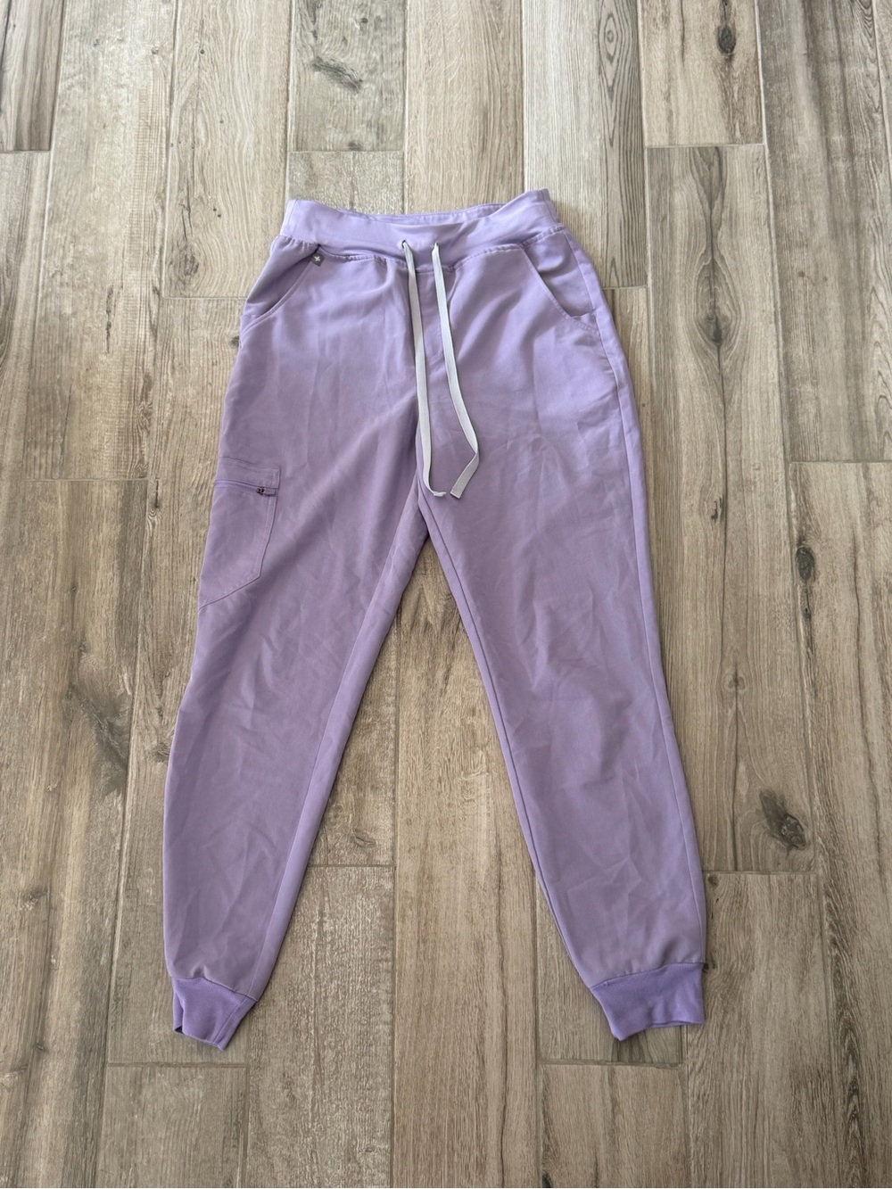 FIGS High Waisted Zamora Jogger Scrub Pants | Small | Lavender/Mauve